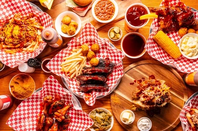 the food at Buddy’s bar-b-q makes it one of the top restaurants in East Ridge TN